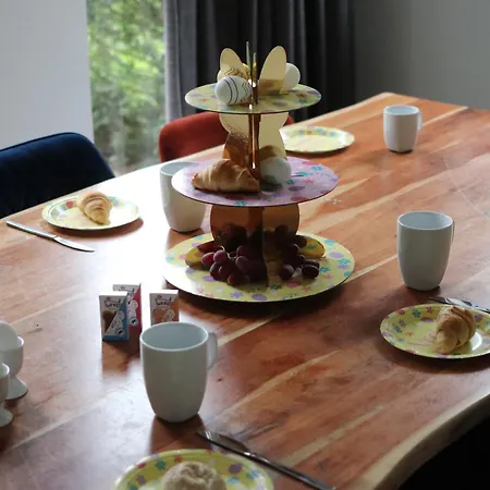 Comfortabel 6p Met Laadpaal Dom wakacyjny